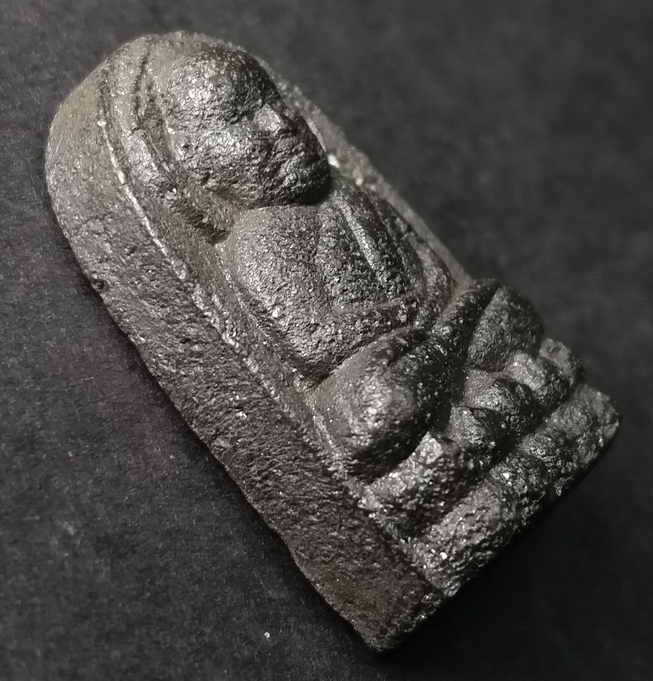 20 บาท หลวงปู่ทวด เนื้อว่านหลังยันต์นะ  boxp6