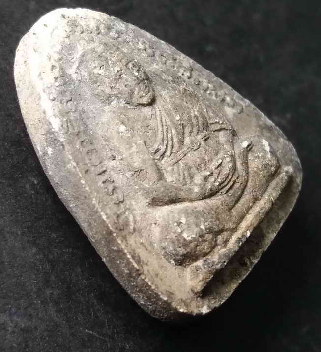 40 บาท หลวงปู่ทวดเนื้อผง ออกวัดหนองพยอม จังหวัดพิจิตร สร้างปี 2538  boxp6