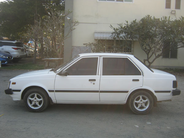 NISSAN SUNNY B-11 เคาะแรกแดง