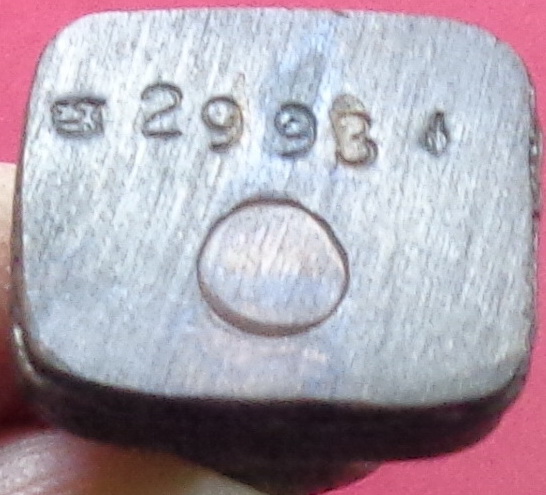 พระหลวงปู่ทวด เบตง รุ่น๑๐๑ ปี พิมพ์โบราณย้อนยุค เนื้อสำริดผสมชนวน สวยครับ