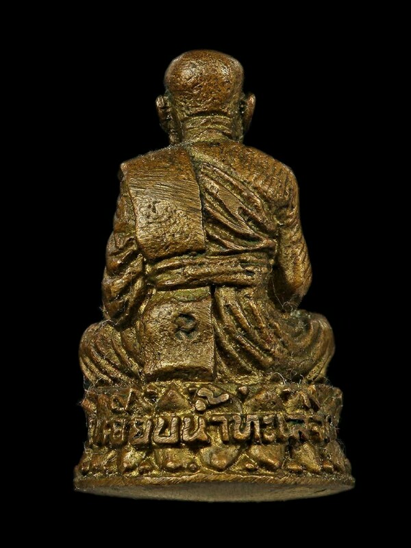 หลวงปู่ทวด วัดช้างให้