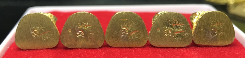 หลวงปู่ทวด พ่อท่านนอง วัดทรายขาว เนื้อทองทิพย์ ปี2539 5องค์ เคาะเดียว550 (มี100องค์สนใจทักได้ครับ)เอ