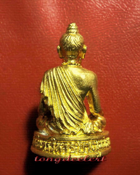 รูปหล่อหมอชีวกโกมารภัจจ์ วัดอินทรวิหาร บางขุนพรหม บูชาไว้ให้ห่างไกลโรคภัยค่ะ