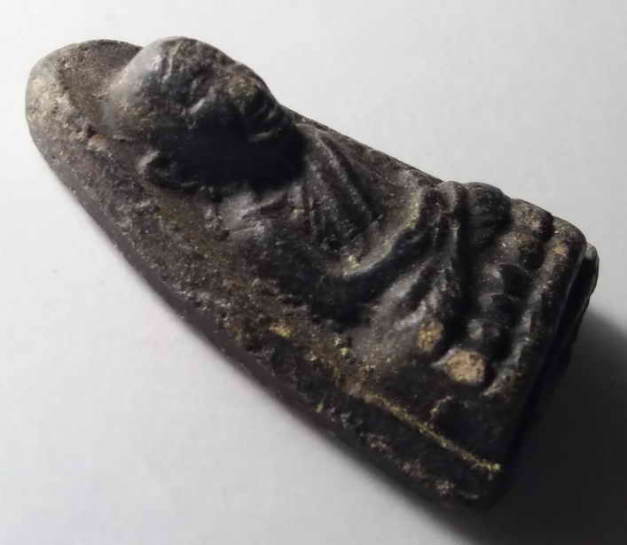 50 บาท หลวงปู่ทวด วัดช้างให้ เนื้อดินเผา พระครูใบฎีกาขาว สร้างปี 2513 ผสมผงว่านปี 2497 เริ่มแรงขึ้นท