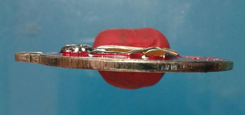 เหรียญลงยาหลวงพ่อสินหลังพระวันอาทิตย์ วัดละหารใหญ่ ระยอง