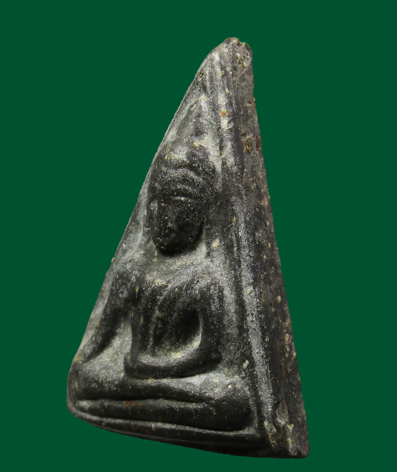 พระนางพญาเศียรโต หลวงพ่อกวย วัดโฆสิตาร าม จ.ชัยนาท ปี 2518