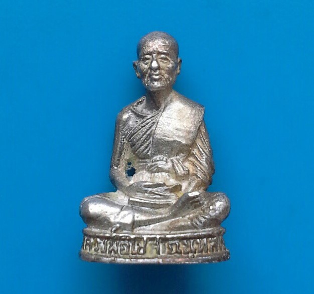 รูปหล่อ หลวงพ่อไปล่ วัดกำแพง ปี2534....เนื้อเงิน