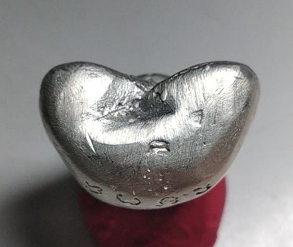 เบาๆๆเคาะเดียวเเดง...พระปิดตามหาลาภหลวงพ่อสาคร....เนื้อเงินพิมพ์ใหญ่พร้อมกล่องรับประกันแท้ตามกฎครับ