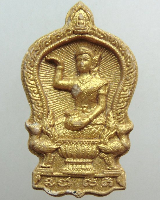 ๒๐ แม่นางกวัก รุ่น รวยรุ่งโรจน์ วัดเจ้าอาม กทม.-วัดโนนสว่าง จ อุดรธานี