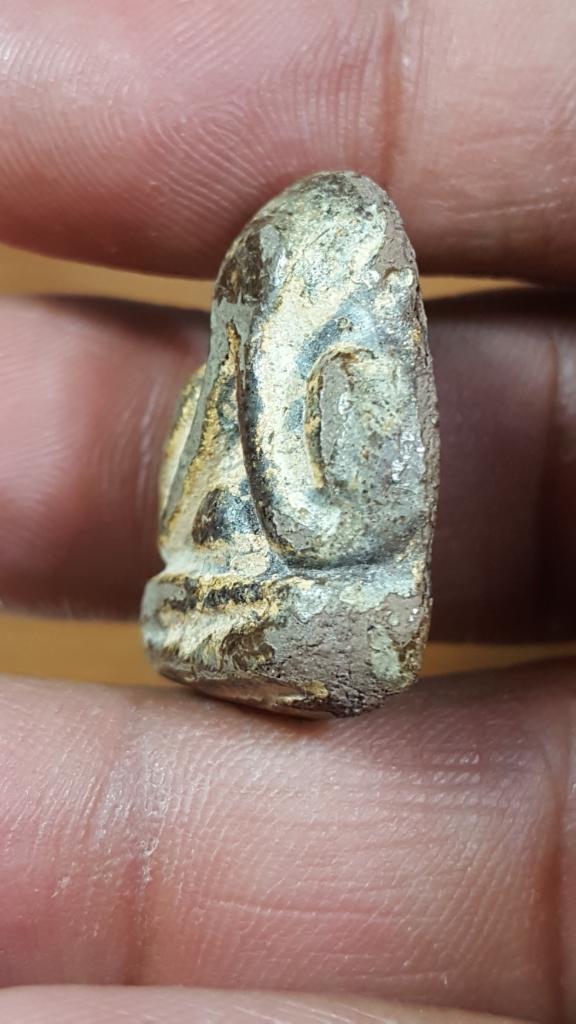 ปิดตาหลังแบบเนื้อผงคลุกรัก#ไม่ทราบเกจิ