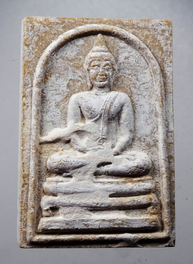 20บาท...พระสมเด็จหลวงพ่อแช่ม วัดดอนยายหอม รุ่นแช่มล้าน ปี 2534 ///G564