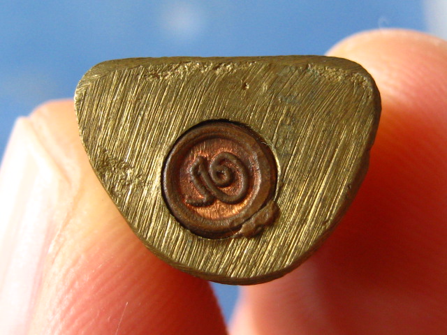 รูปหล่อ หลวงพ่อแดง วัดใหม่บำเพ็ญผล นครนายก