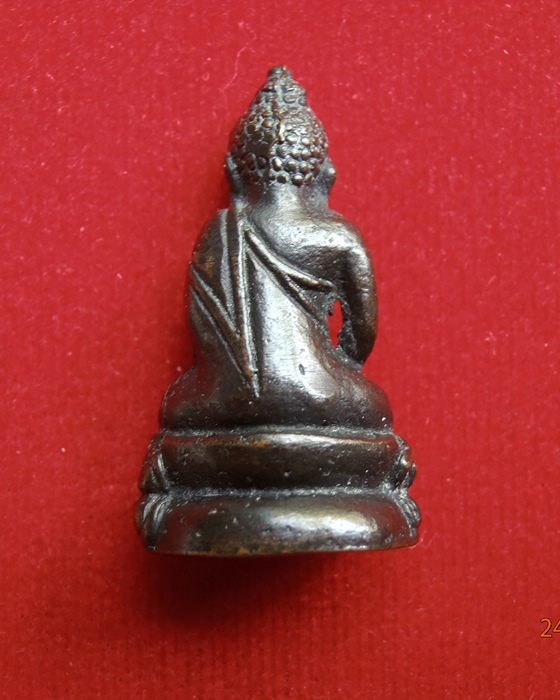 พระกริ่งเล็ก เจ้าคุณเสงี่ยม วัดสุทัศน์ กรุงเทพ