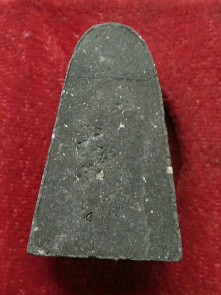 หลวงปู่ทวดเนื้อว่านมีเพชรหน้าทั่งและเส้นเกษา สวยๆครับ