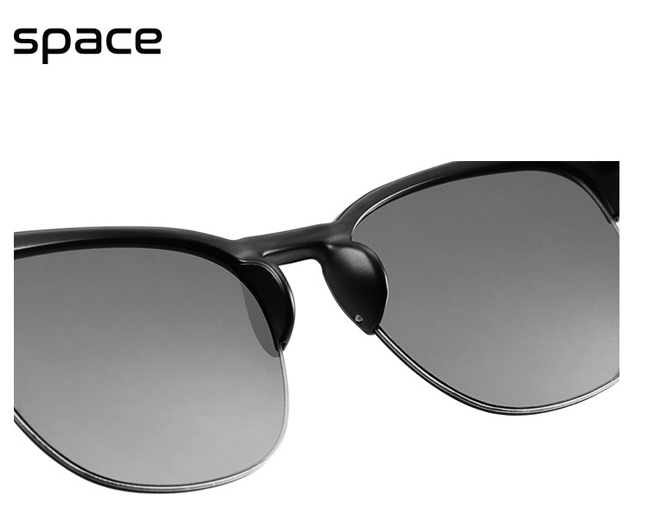 แว่นกันแดด Space แท้ ของใหม่ ดีไซน์โครงขาเหล็ก เลนส์ UV400 PROTECTION พร้อมซองและผ้าเช็ด
