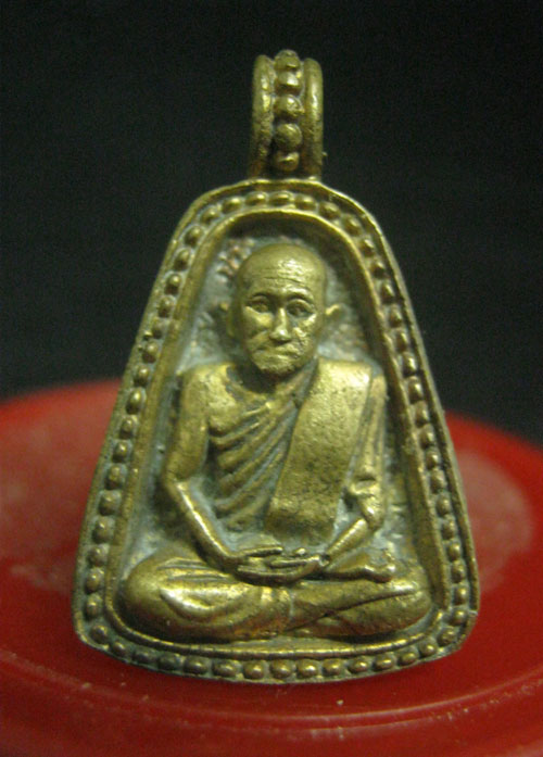 หลวงพ่อเงิน จอบใหญ่ รุ่นหล่อระฆัง