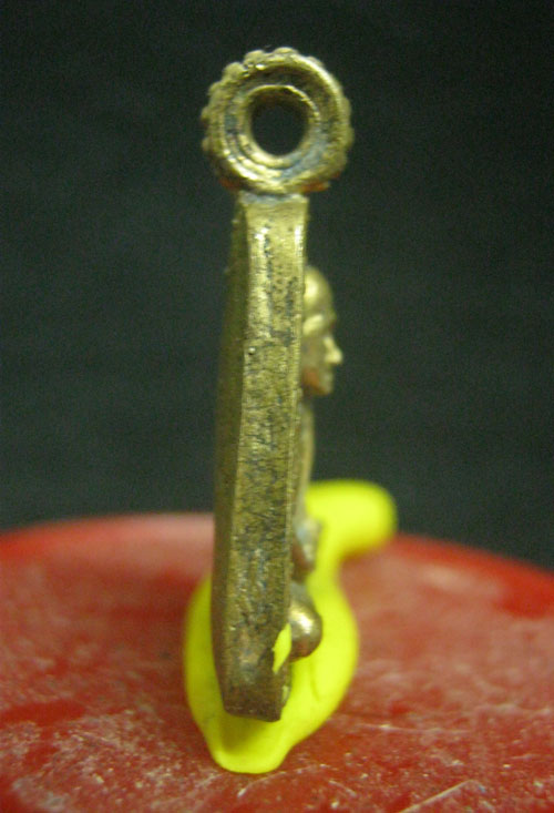 หลวงพ่อเงิน จอบใหญ่ รุ่นหล่อระฆัง