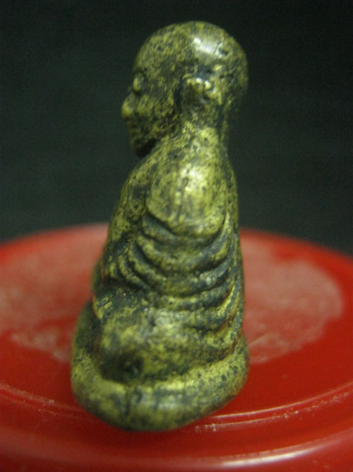 หลวงพ่อเงิน ฟ้าคำรณ 