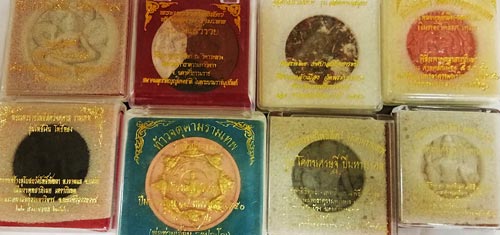 เปิดวัดใจครับ!!! พิเศษเคาะเดียว มีแถม ผ้ายันต์และหนังสือจตุคามรามเทพ