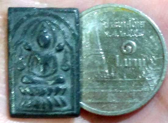 เหรียญหล่อฯ เนื้อชิน พิมพ์บัวไขว้ ประภามณฑล ป.ชัยกิจ หลวงปู่นะ วัดหนองบัว อ.วัดสิงห์ ชัยนาท
