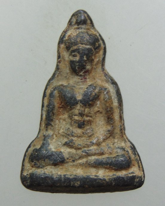 ๒๐ พระพุทธเนื้อชิน