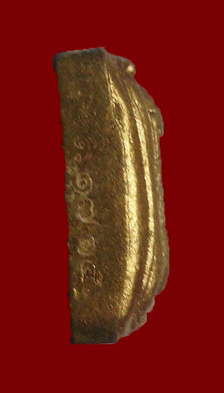 ขุนแผนยอดขุนพล หลวงพ่อสาคร วัดหนองกรับ ปี2556..เนื้อว่านสบู่เลือด ฝังตะกรุดเงินคู่