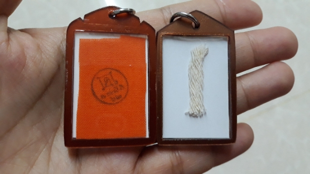 (เคาะเดียว) รูปกฐินหลังจีวรปี62 และ รูปนั่งกระดานหลังสายสิญจ์ปี61 หลวงพ่อกวย