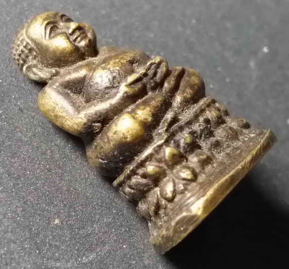 30 บาท รูปหล่อพระสังกัจจายน์ เก่าเนื้อทองเหลือง