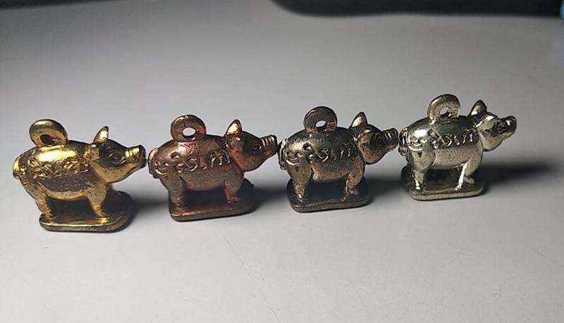 เคาะเดียวแดงหมูมหาปราบชุดกรรมการ ปี 55