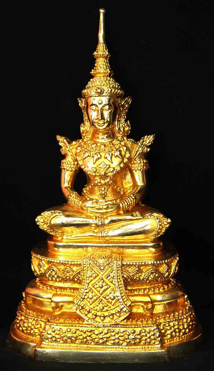 พระพุทธรูปทรงเครื่องจักรพรรดิ์ เนื้อทองเหลืองขัดมัน ปางสมาธิ