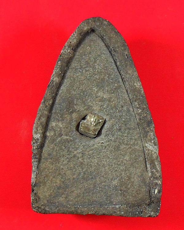 พระหลวงปู่ทวดเนื้อว่าน รุ่นห้าแชะ หลวงพ่อแดง วัดศรีมหาโพธิ์ จ.ปัตตานี ปี 2538