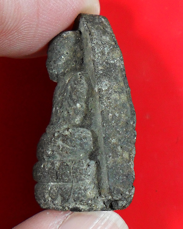 พระหลวงปู่ทวดเนื้อว่าน รุ่นห้าแชะ หลวงพ่อแดง วัดศรีมหาโพธิ์ จ.ปัตตานี ปี 2538