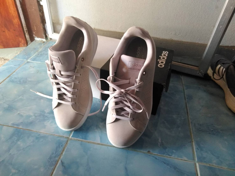รองเท้าวิ่ง adidas เบอร์ 42 +++ แท้ กล่องเดิม+++