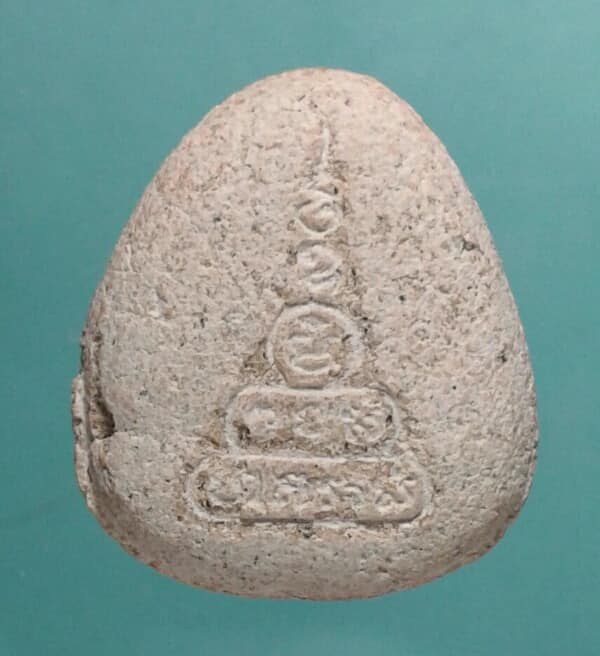 พระปิดตาแช่น้ำมนต์ หลังยันต์สาม ไม่ทราบวัดออก   เคาะเดียวแดงครับ