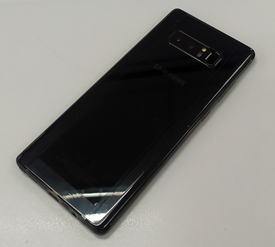 Samsung NOTE8 ของแท้ สีดำ จอสวยใส เครื่องสวย ติดฟิลม์รอบตัว พร้อมเคสสวยๆ