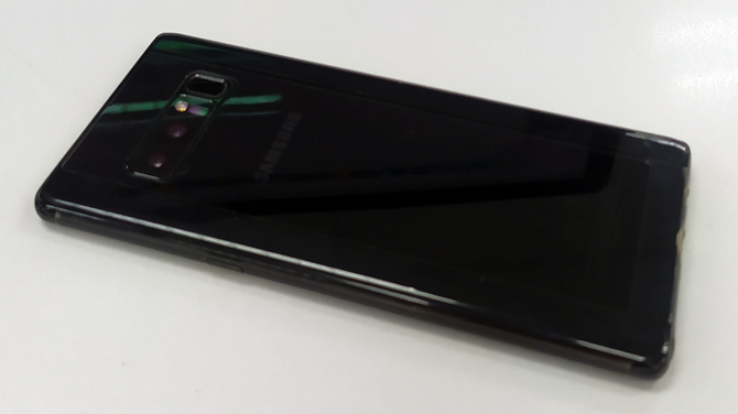 Samsung NOTE8 ของแท้ สีดำ จอสวยใส เครื่องสวย ติดฟิลม์รอบตัว พร้อมเคสสวยๆ