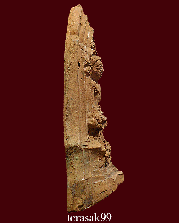 พระโคนสมอ พิมพ์นั่งมารวิชัย เนื้อดิน กรุวังหน้า สวยๆ