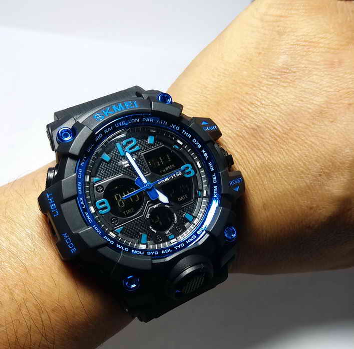 320  นาฬิกา  SKMEI  Sports Watches Men 1155B สี: ดำ, น้ำเงิน