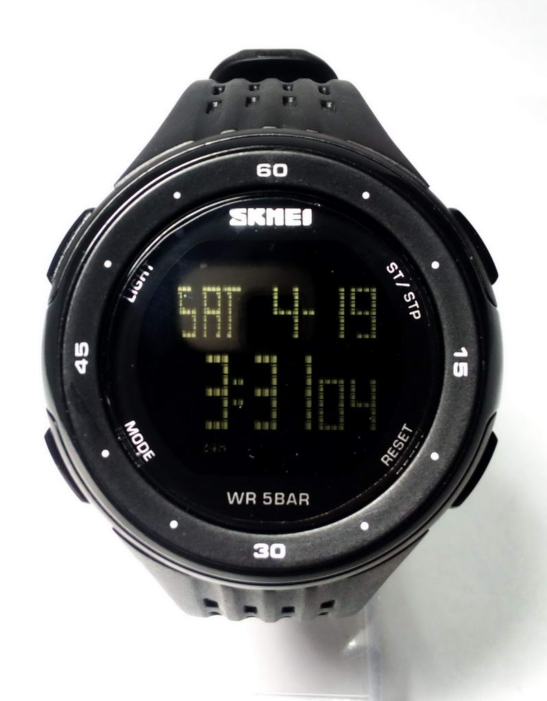190 บาท SKMEI นาฬิกาข้อมือ ดิจิตอล รุ่น 1219 สีดำ พร้อมกล่องเหล็กเเละการ์ด