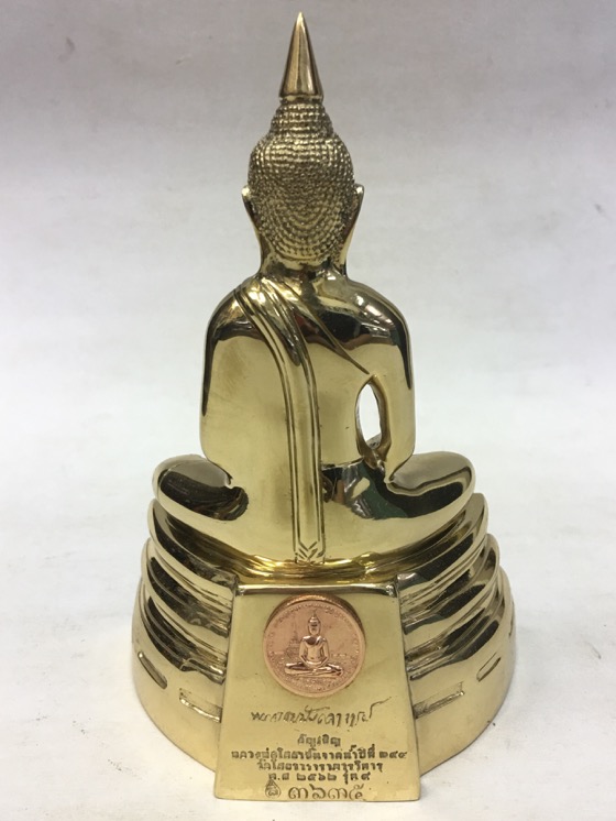 หลวงพ่อโสธร รุ่น9 อัญเชิญขึ้นจากน้ำปีที่ 249 ขนาดบูชา สูง5.5นิ้ว กล่องเดิม