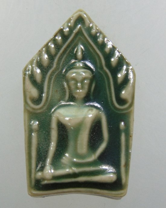 ๒๐ พระขุนแผนเคลือบ วัดพนัญเชิง