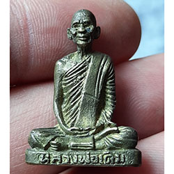 พระรูปหลวงพ่อเดิม ก้น จาร ไม่ทราบทีสร้าง