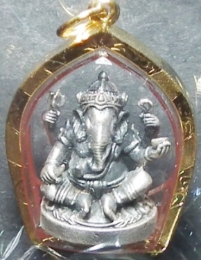 พระพิฆเนศซาติน สมเด็จพระสังฆราช วัดบวรฯปี40 พร้อมเลี่ยมทองคำแท้