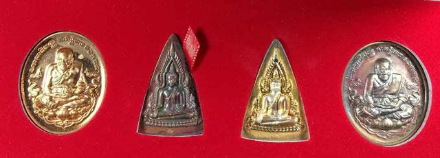 พระชุด มิ่งมงคล ญสส ทรงเจริญพระชันษา 100 ปี สมเด็จพระสังฆราชฯ วัดบวรนิเวศวิหาร ปี 2556 กล่องเดิม 