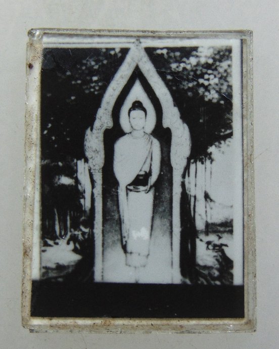 ๒๐ รูปกรอบกระจกหลวงพ่อเงิน วัดบางคลาน