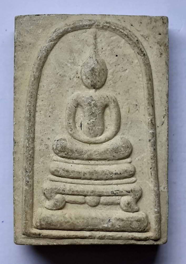 30 บาท พระสมเด็จเนื้อผง หลังรูปเหมือนหลวงพ่อเงิน วัดบางคลาน 