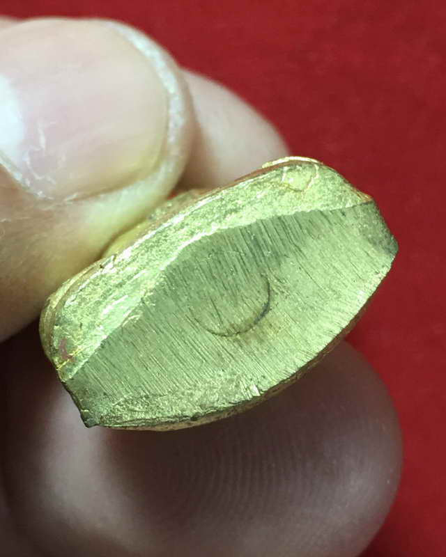 หลวงพ่อเงิน วัดบางคลานรุ่นซื้อที่ดินสร้างสะพานข้ามแม่น้ำน่าน ปี๓๗ พร้อมกล่องเดิมๆ