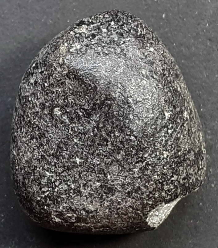 40 บาท พระปิดตาเนื้อดินไม่ทราบที่ครับน่าจะเป็นพระเกจินะครับพระอาจจะมีบิ่นบ้างนะครับเชิญครับ