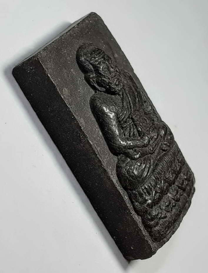 พระผงสี่เหลี่ยมหลวงปู่ทวด วัดช้างให้