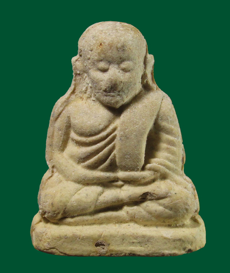 ผงรูปเหมือนลอยองค์ หลวงพ่อเงิน รุ่นเจดีย์๙ ยอด กองทัพภาค ที่ 3 จัดสร้าง ปี2533